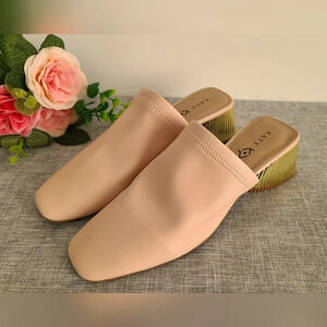 Katy Perry The Clarra Slipon‎ Mules Smooth Nappa Roses Shoes Heels New size 7M
